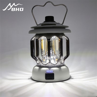 Kempingová lampa s teplým svetlom